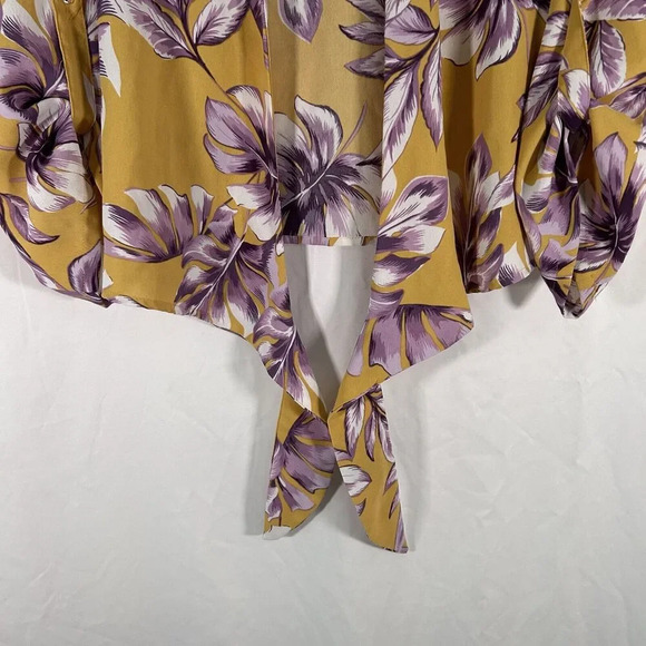 Find Me Plus Blouse Women's 1XL Yellow Floral 3/4 Sleeve Tie Front - Picture 3 of 10
